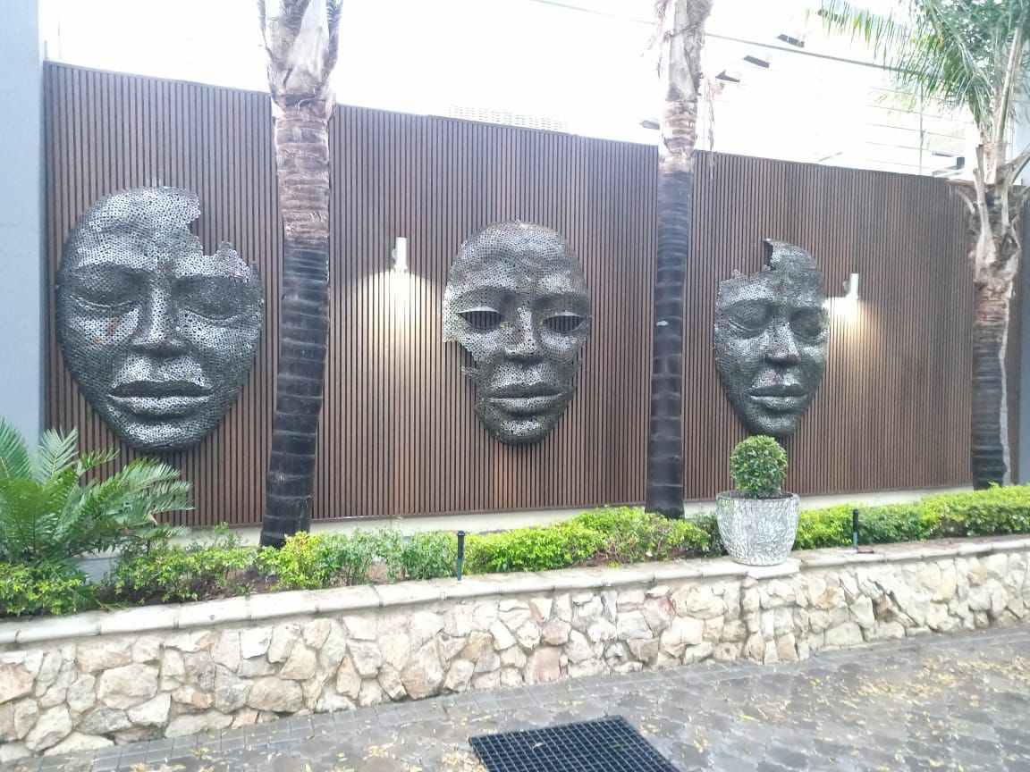 Fine face